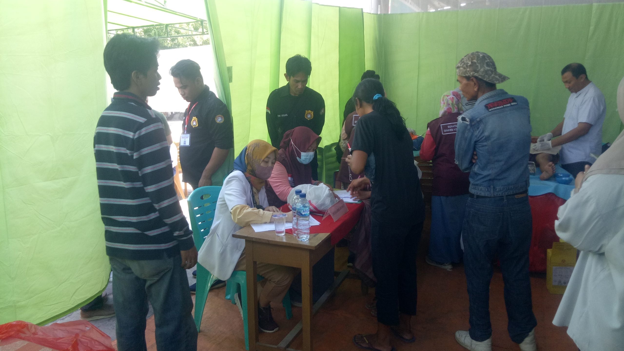 Puluhan Bocah Cilik (Bocil) Hadiri Sunatan Massal Di Kantor Lembaga Lacak DPW Sulsel