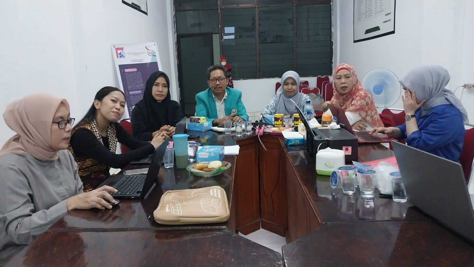LPPM UIT Adakan Monev Internal Program Penelitian dan PKM Hibah DRTPM Thn 2023