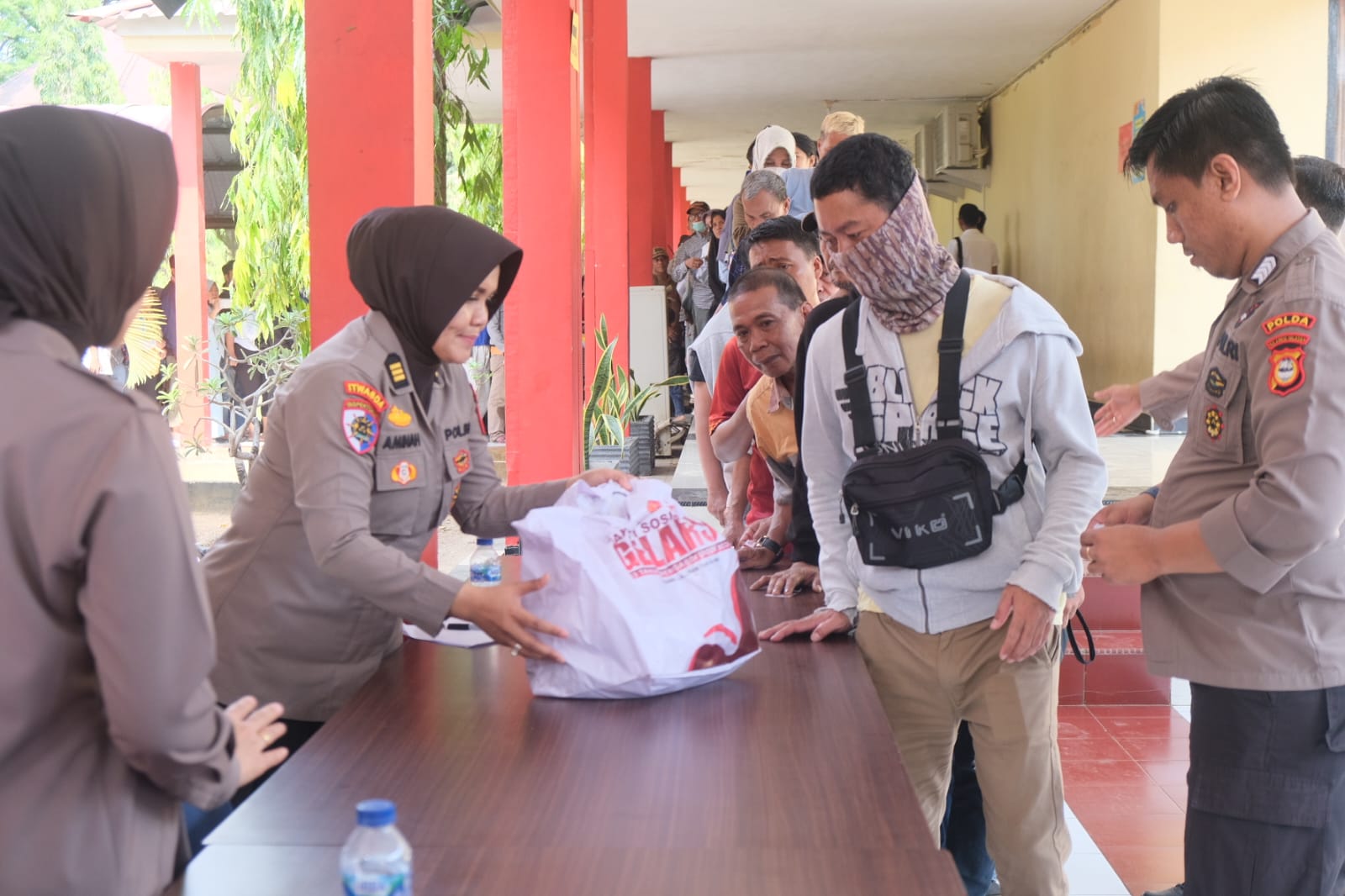 Cooling System Jelang Pemilu 2024, Lulusan TNI Polri AKABRI 1990 Di Sulsel Gelar Bakti Sosial dan Bakti Kesehatan